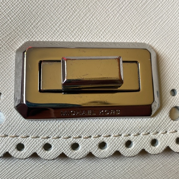 MICHAEL BY MICHAEL KORS PURSE - Picture 5 of 17